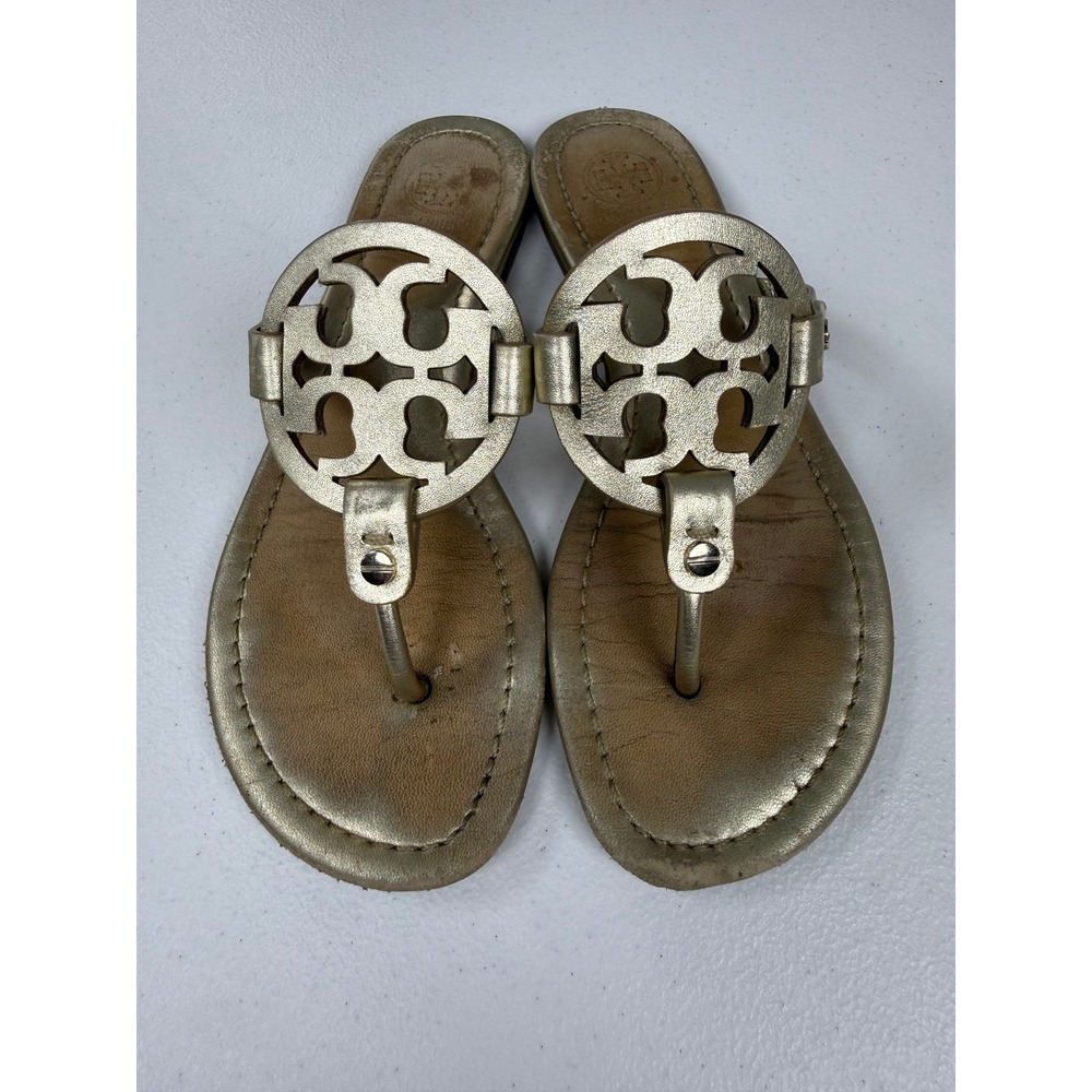 Tory Burch Miller Sandals Women Size 7 Gold Leather Logo Thong Preppy Beachwear